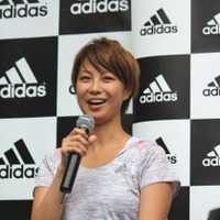 JALホノルルマラソンへの初挑戦について意気込みを語る、モデルの田中美保