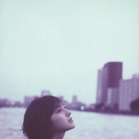 シングルコレクション「RH Single &．．．　～edition de luxe～」をリリースする広末涼子