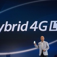“ハイブリッド 4G LTE”を米スプリント社にも展開……孫社長「倍返しだ！」 画像