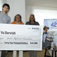 ダルビッシュ、初の黒人メジャーリーガーの功績に敬意……4万2000ドル寄付 画像