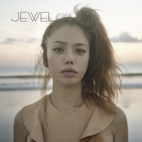 11月13日にセルフカバーアルバム「JEWEL」をリリースするChara