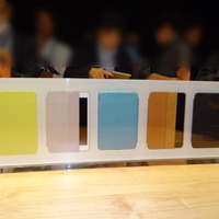 iPadの「Smart Case」にも5色のカラーバリエーションが揃う