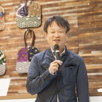 「伊勢丹の1階ステージでHIROSHIMAを発表できることを光栄に思う」（深澤氏）