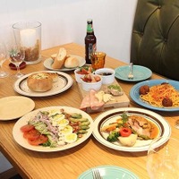 「THE DISH AND CUP」カフェダイニングのメニューは手軽にシェアして楽しめる