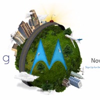 「Moto G」という文字と多言語で「11月13日」と書かれたティザーサイト