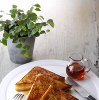 ダヴィッド・ブラン監修の「GRAND HYATTTOKYO とっておきの朝食レシピ」より、フレンチトースト