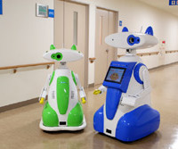 会津中央病院導入ロボット2体