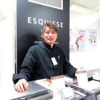 東京ミシュラン2013でニツ星を獲得した新鋭フレンチの人気店「レストラン エスキス（ESQUISSE）」のシェフ・パティシエ、成田一世氏が初登場