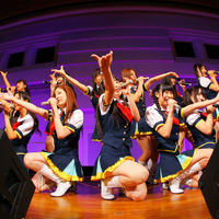 昨年12月に東京FMホールで開催されたi-POPステーションライブに出演したHR