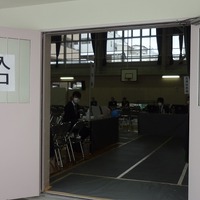 東京都知事選投票所