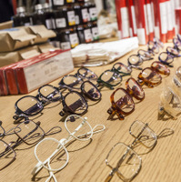 「BuddyOptical」眼鏡も多彩なデザインでラインアップ