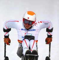 ソチ冬季パラリンピック、アルペンスキー男子滑降座位、狩野亮選手　(c) Getty Images