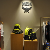 「MCM」の日本初の直営旗艦店「エムシーエム 銀座 ハウス アイン」