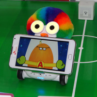 【Mobile Asia Expo 2014 Vol.21】スマホが知能を与える！子供向け学習ロボット「Albert」と「Atti」 画像