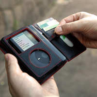 iPodを簡単に取り出せる「クイックリリース」を装備