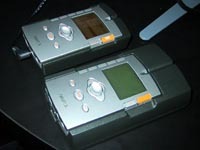 ［CES 2003速報］FMラジオの音楽を収集・再生するDigital Inovationsのマイ・ラジオ「Neuros」