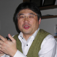 ヤノ電器の矢野氏。神戸に本社を置く同社は、震災で多くのデータを失った企業や個人と出会った。その記憶がデータの長期保存の原動力となっている