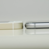 iPhone 5sよりも薄型な本体サイズを実現