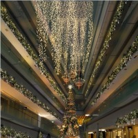 巨大ジオラマツリー登場！表参道ヒルズのクリスマスイルミネーション 画像