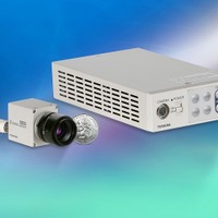 東芝が世界最小となる4Kビデオカメラ「IK-4KH」を発表 画像