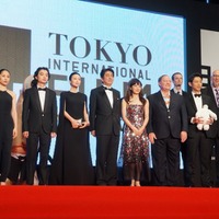 【第27回東京国際映画祭】アジア最大級の映画祭が開幕…レッドカーペットに安倍首相も 画像