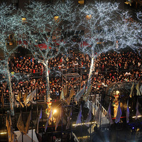 【フォトレポート】NYロックフェラーセンターでクリスマスツリー点灯式