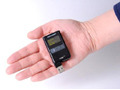 マッチ箱サイズの世界最小のバーコードリーダー/Bluetooth対応 画像