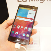 Android 5.0搭載の「LG Magna」