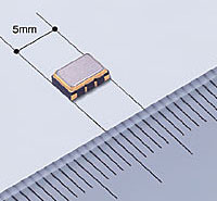 エプソン、世界最小の振動センサー開発　手ブレ補正搭載のカメラ付き携帯電話が実現へ