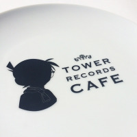 コナンカフェ × TOWER RECORDS CAFE プレート（小 ） [価格]1,200 円+税