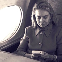 ヒラリー・クリントンが熱中しているものは？公式Instagramにて公開 画像