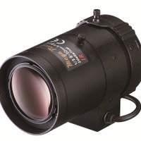 望遠バリフォーカルレンズ「M13VP850IR」は監視カメラがNightモードに切り替わった際でも、3メガピクセルでの撮影が可能(画像はプレスリリースより)