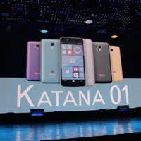 Windows 10 Mobileフォン「KATANA 01」