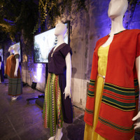 ミャンマーのクリエーションを紹介するイベント「GRACE」開催。画像はショー後に展示されたモー・ホム氏によるドレス。