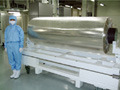 富士フイルム、40型以上の液晶テレビ用「偏光板保護フィルム」工場が今月末稼働 画像