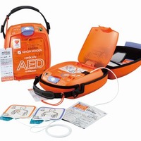防水・防塵性能を備えた新型AEDを発売……日本光電 画像