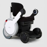 “対話し考え支援する車椅子”を実現可能に、NTTやドコモらが実験を開始 画像