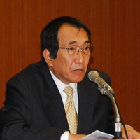 NTTドコモ代表取締役社長の中村維夫氏