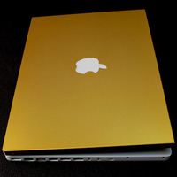 MacBookプロテクター（ゴールド）
