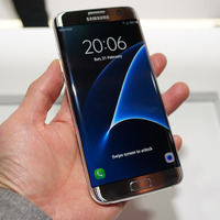 サムスンの新フラグシップスマホ「Galaxy S7 edge」