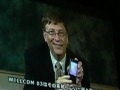 【ビデオニュース】ビル・ゲイツ、WILLCOM 03の発表イベントにビデオメッセージ 画像