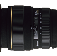 　シグマは10日、最大撮影倍率1:3.8のマクロ撮影も可能なデジタル一眼レフ対応大口径標準ズームレンズ「24-70mm F2.8 EX DG MACRO」を発表した。