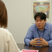 目力の強い澤村さん。仕事に対する熱意がひしひしと伝わってきました