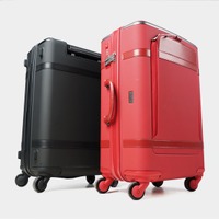 これぞ“スマートスーツケース”！サスペンションからスマホ連携まで魅力機能！