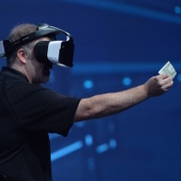 Intel、AR/VR対応端末「Project Alloy」を発表！ 2017年にオープンソース化も