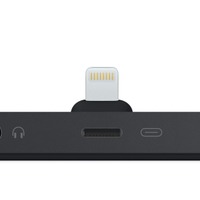 iPhone 7/7 Plusを充電しながらイヤホンも使える！2股アダプタがApple、Belkinから発売 画像