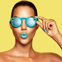 Snapchatが社名変更でSnapに！サングラス型ビデオ撮影デバイス「Spectacles」も登場
