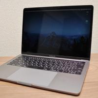 13インチのMacBook Pro、Touch Barを搭載する上位機種