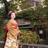 May J.、京都で舞妓姿を披露