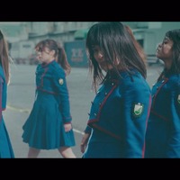 欅坂46、4thシングル「不協和音」フルMV公開！　攻撃的なダンスは必見